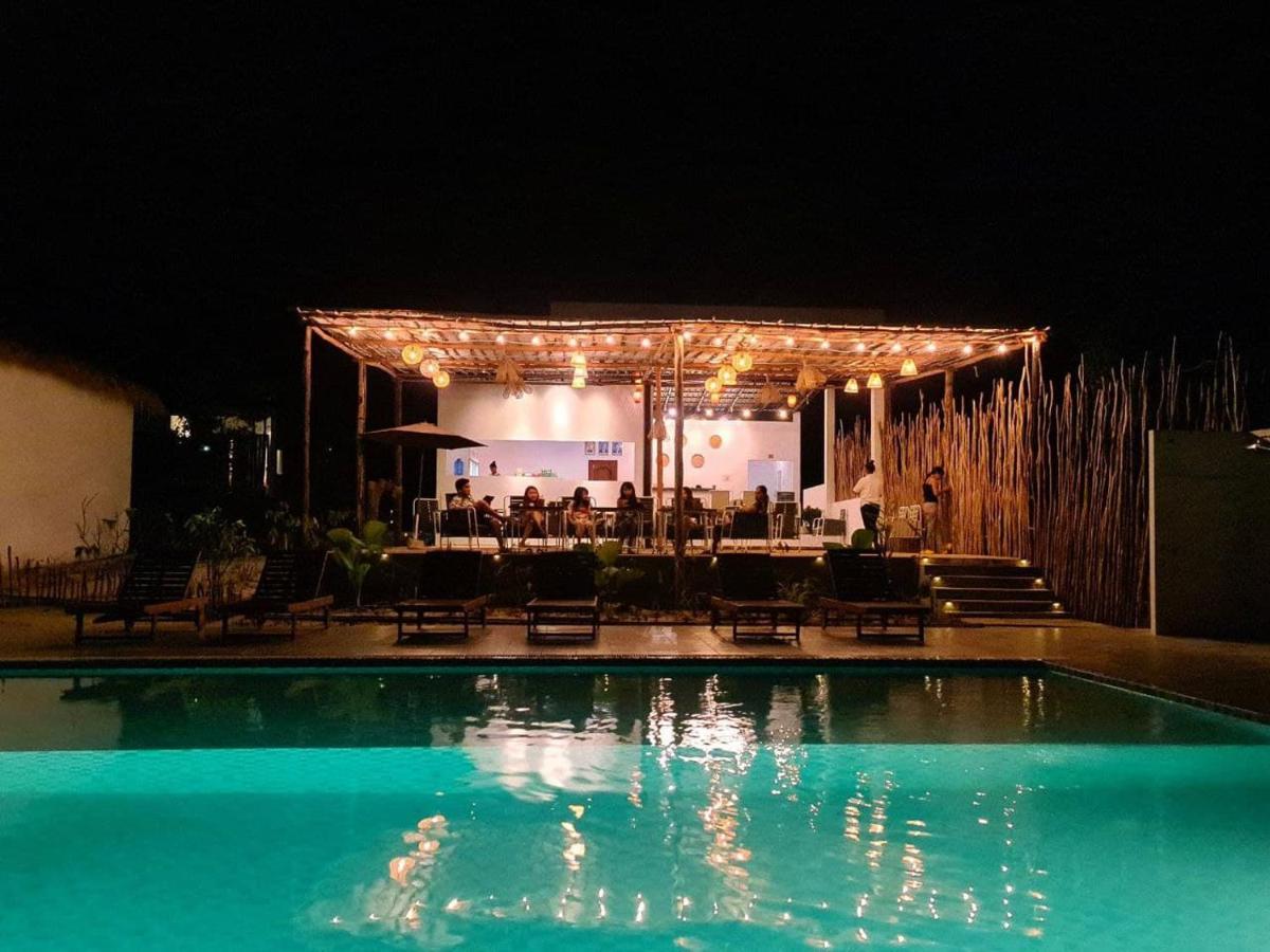 Luna Koh Rong Hotel Pagoda Beach Bagian luar foto
